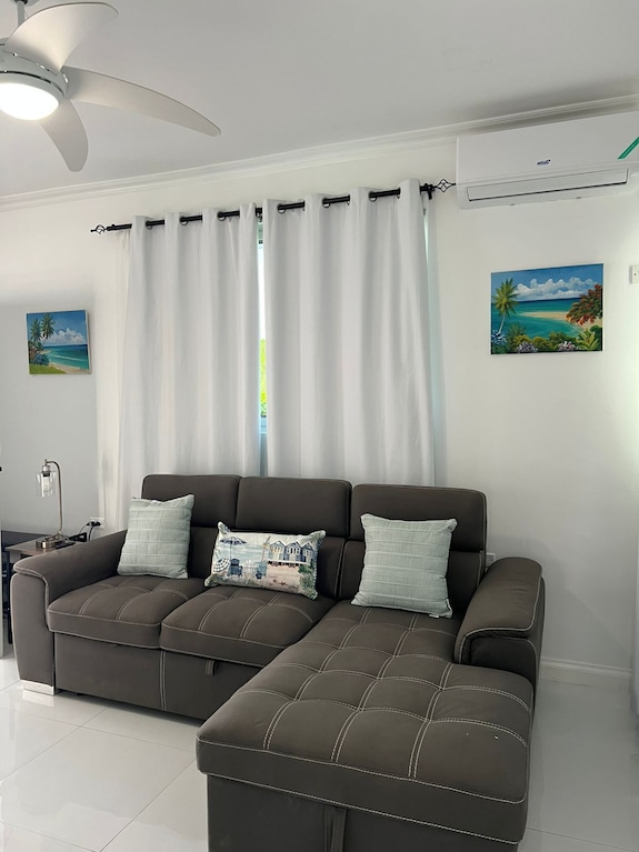 Sunkissed Ocean Front Suite At The West Signature - Negril