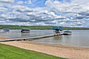Beach - Bellaire Vacation Rental: Beautiful Intermediate Lake - Lakefront Cabin (Bellaire)