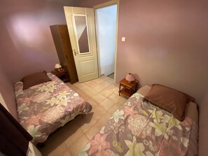 2 Schlafzimmer, Bügeleisen/Bügelbrett, Internetzugang