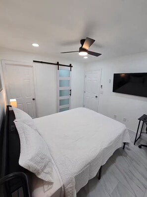 1 Schlafzimmer, Bügeleisen/Bügelbrett, kostenloses WLAN, Bettwäsche