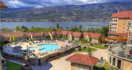 Top-Floor Luxury Waterfront Resort Condo Kelowna