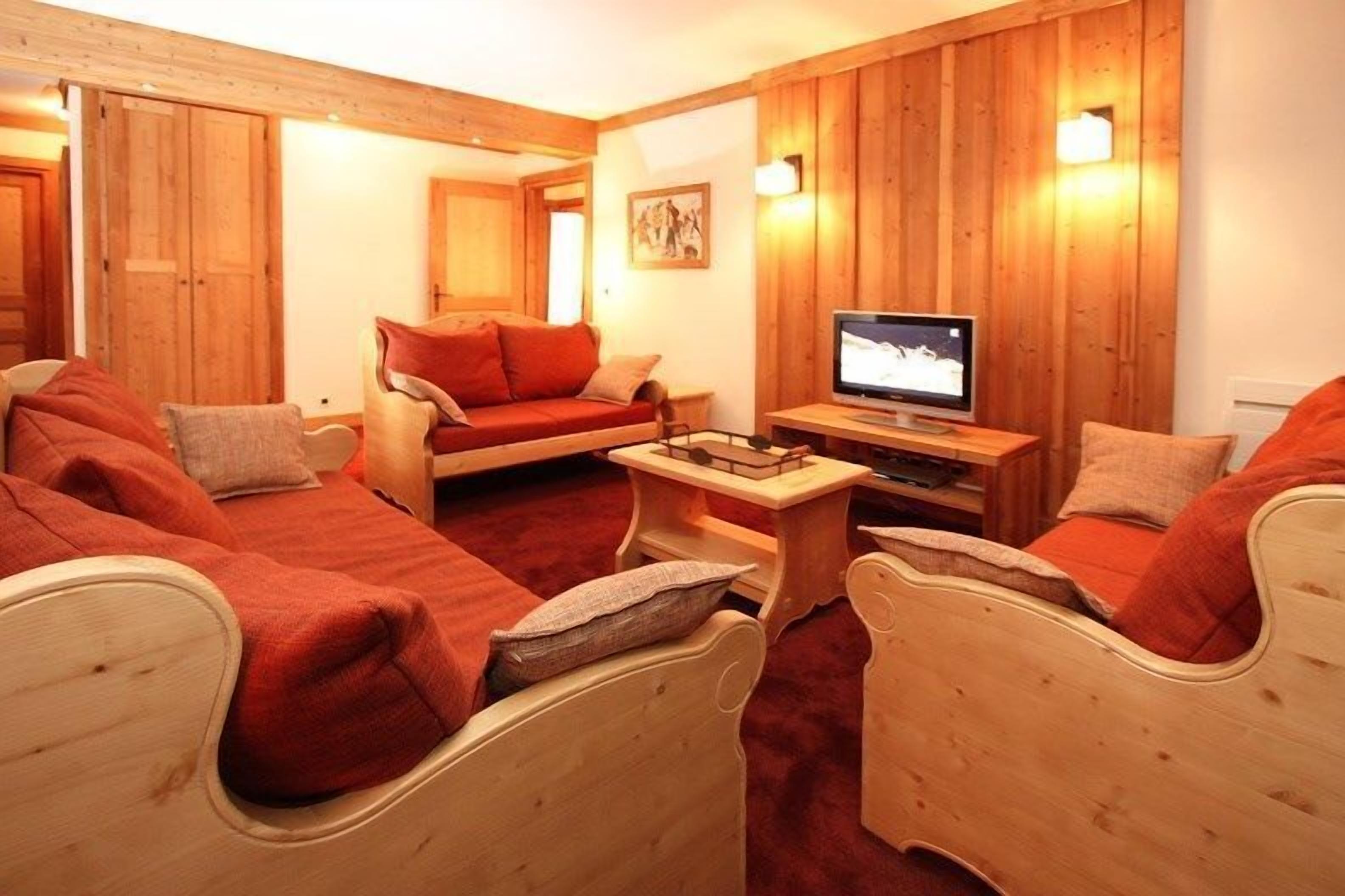 TV, DVD player