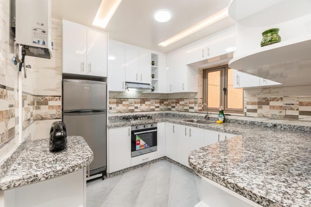 Apartment, Balcony, City View | Private kitchen