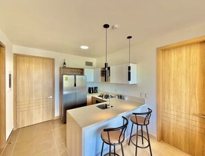 Private kitchen - Kristal lagoon apartment baia cristal (Bolívar)