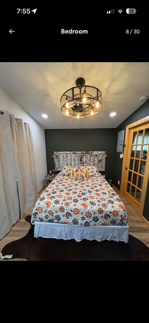 1 quarto, acesso à internet, roupa de cama