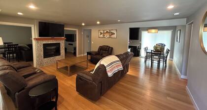 Chinook Ranch-Perfect Family Friendly Modern Home