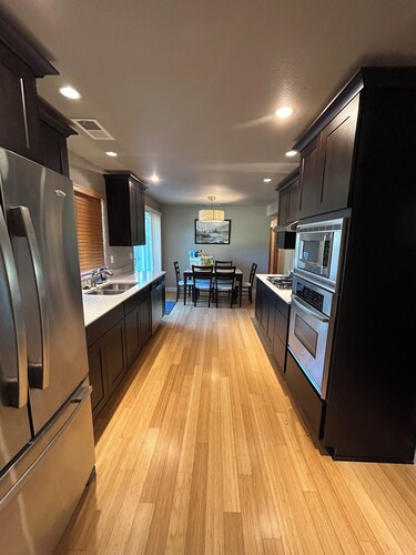 Chinook Ranch-Perfect Family Friendly Modern Home