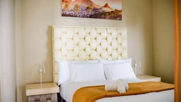 Room, 6 Bedrooms, Patio | 6 bedrooms