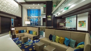 Lobby - Myrtle Beach Oceanfront Stay with Pool & Spacious 1BR Plus Suite (Myrtle Beach)
