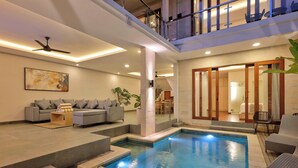Ảnh chưa phân loại, 4 trong số 56 ảnh, nút