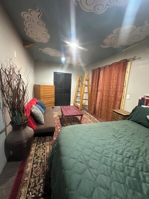 4 bedrooms, WiFi, bed sheets
