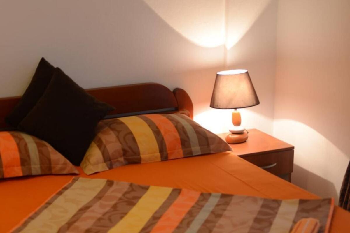 Standard Double Room, Balcony, Courtyard View | Soundproofing, WiFi (free)