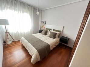 Room - Joaquin Turina CAMINO (Logroño)