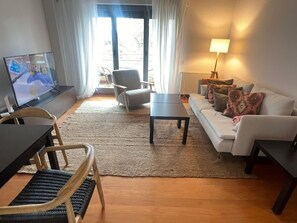 Living area - Joaquin Turina CAMINO (Logroño)