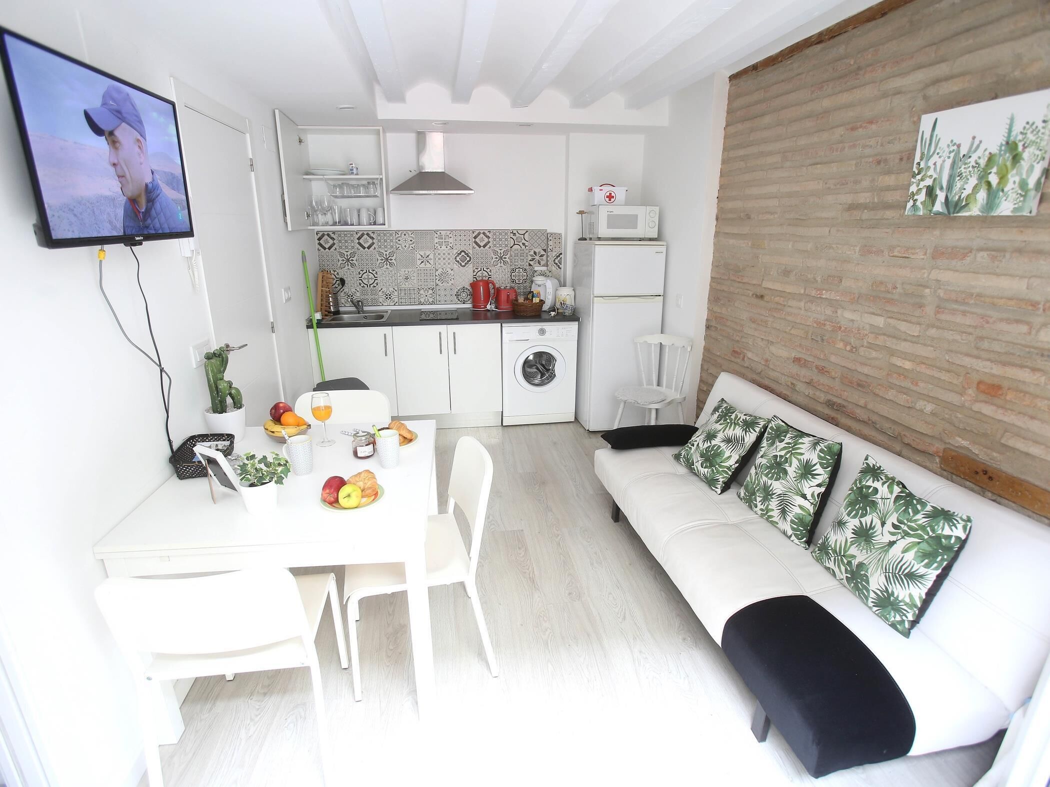 Fernseher