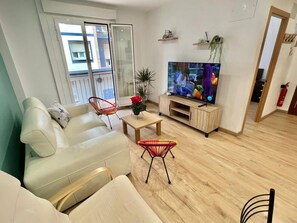 TV - Close To Gran Via by El Rincon (Logroño)