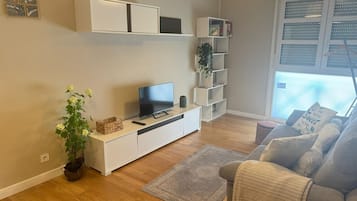 TV