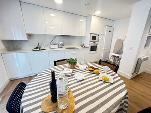 Dining - PRECIOSOS APARTAMENTOS RIOJALAND EN LARDERO (Lardero)