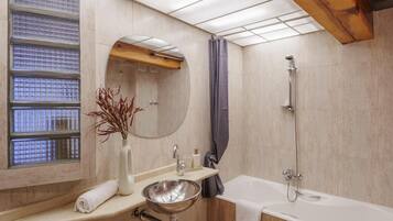 Hair dryer, towels