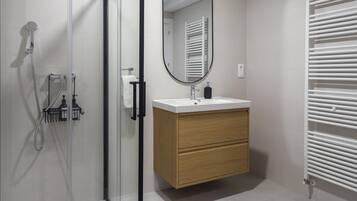 Hair dryer, towels