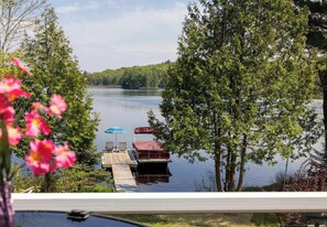 Property grounds - 230' Lakefront, Hot Tub, Canoe/SUP, Fire, Dog OK (Baysville)