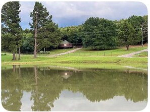 Property grounds - Luxury Yurt Near Fort Smith Hot Tub, Fishing Pond, & Hiking (Greenwood)