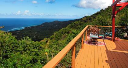 Romantic Hideaway 1-bedroom cottage with AC , a huge deck with an amazing view.