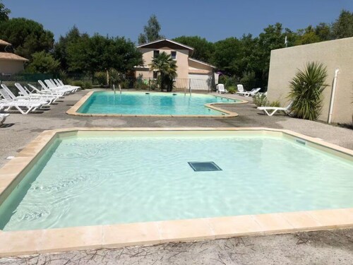 252 - Charming holiday home in Hourtin-Port, at the heart of Résidence du Lac