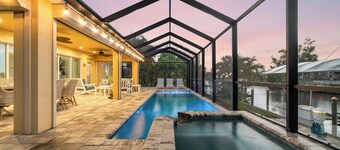 Peace River Retreat | Riverfront + Heated Pool