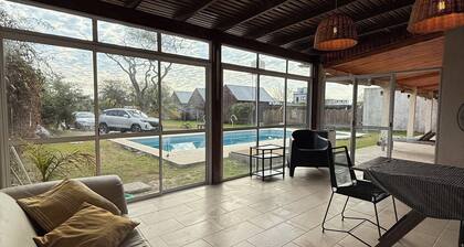Quinta with pool in Pueblo Belgrano