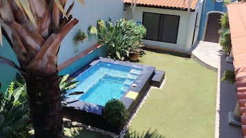 Udendørs pool, opvarmet pool