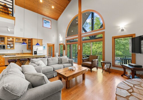 Mi Casa, Su Casa | Fire Pit | Dock | Game Rom | Sleeps 14