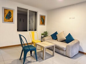 Smart TV - Laureles: 2BR comfortable and quiet + workspace (Medellín)