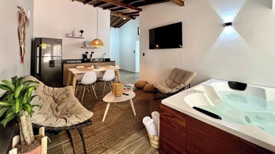 Cumbiana Loft in Provenza by Nowa