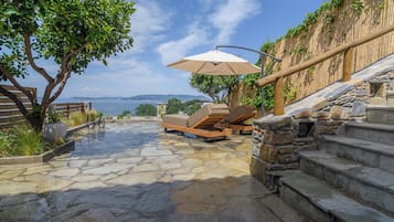 Vila panorâmica, 3 quartos, vista para o mar | Área da propriedade