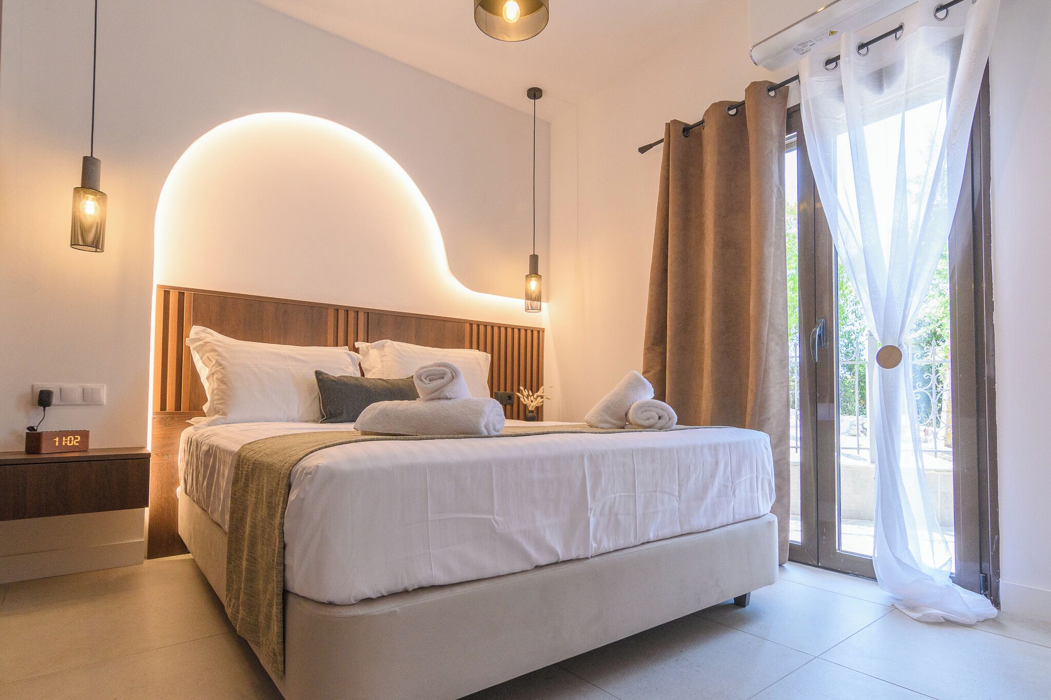 Panoramic Villa, 3 Bedrooms, Sea View | In-room safe, desk, laptop workspace, blackout drapes