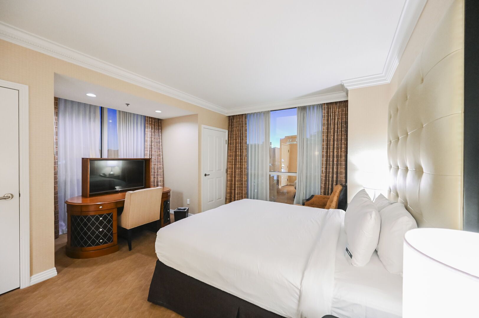 Desk, iron/ironing board, free WiFi, bed sheets