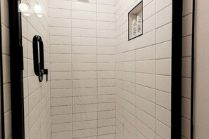 Bathroom - THE QUIET PLACE- NEW BUILD 3 STORY 2 BEDROOM LUXURY TOWNHOUSE (Nashville)