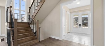 Adorable 4-bedroom chalet at the edge of the forest, in Simcoe County 