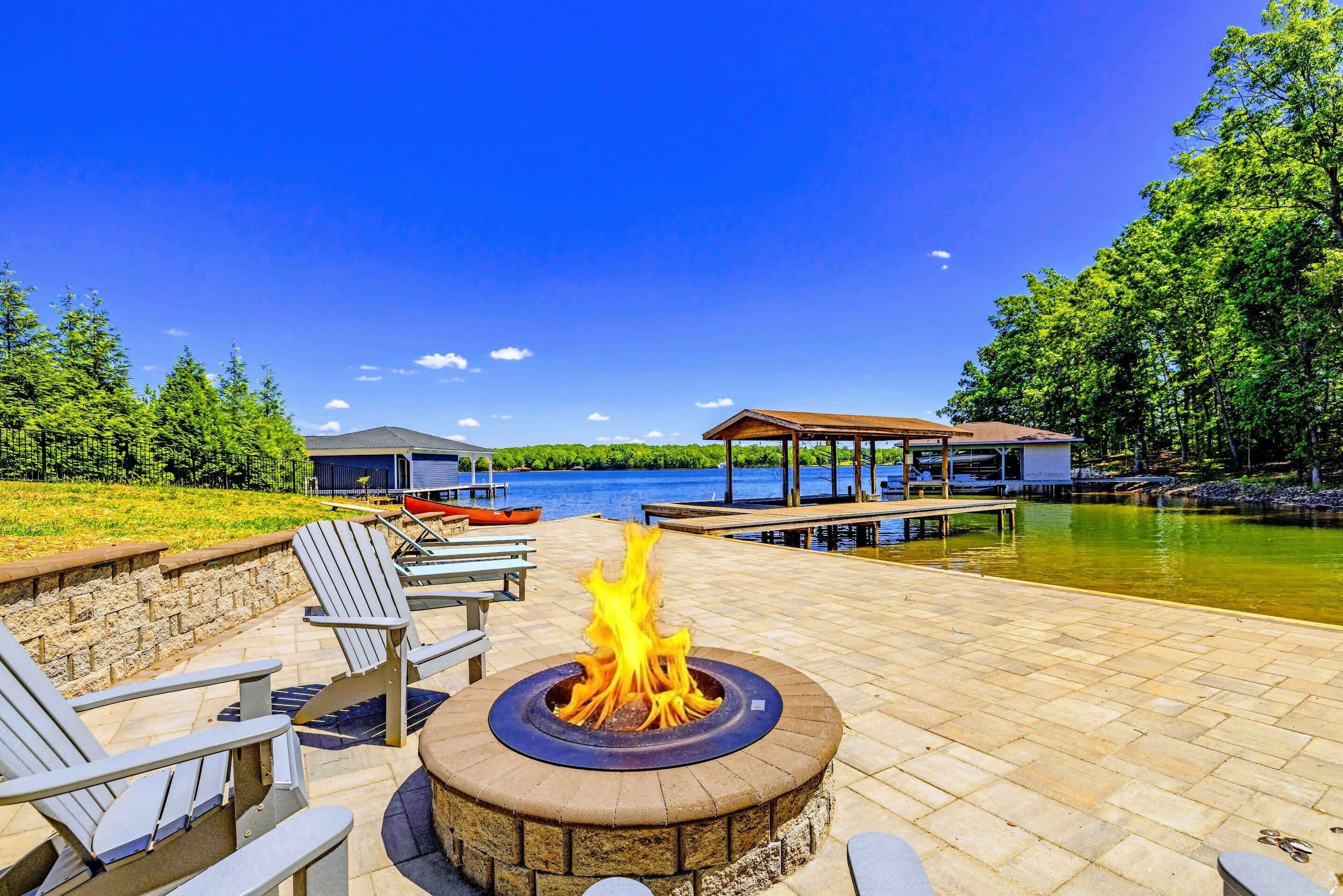 Fire Pit - Gather around the fire as the sun drops behind the trees and the evening keeps going.