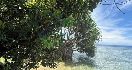 Vahine Ori Lodge - Private Beach