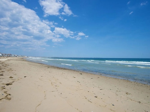 Amazing Beach House with Ocean Views - Just steps to Wells Beach