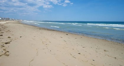 Amazing Beach House with Ocean Views - Just steps to Wells Beach