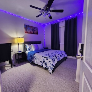 Shared Dormitory, 1 Bedroom | 1 bedroom - Room-emerald Staycation Suite (London)
