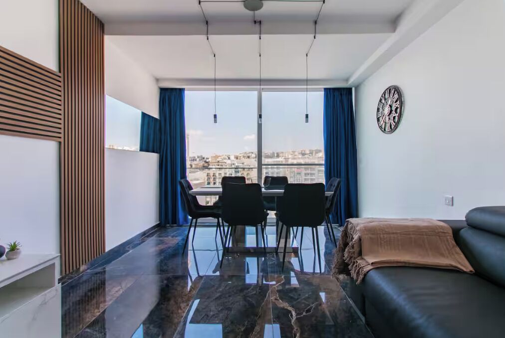 2-br Duplex Penthouse Spinola Sea View Balcony - Malta
