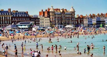 Boatswains Watch, Sleeps 4, Pet Friendly