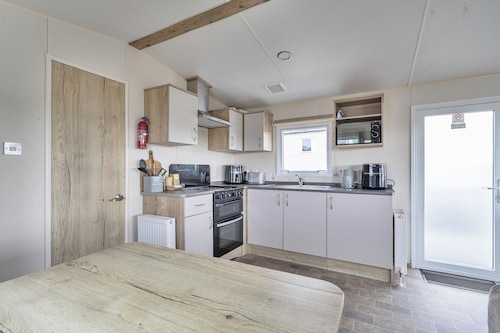 Ty dee seaview escapes