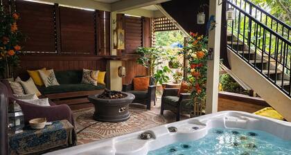 Private Hot Tub Retreat w/ Fire Table/ Games Room & AC
