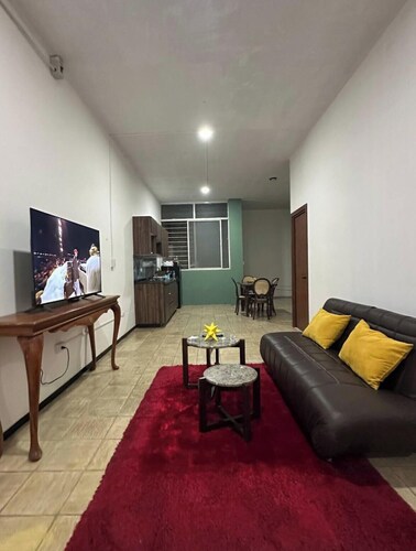 Enjoyable 2-bedroom apartment with AC in charming Torreón