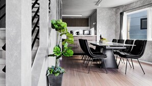 Apartment | In-room dining